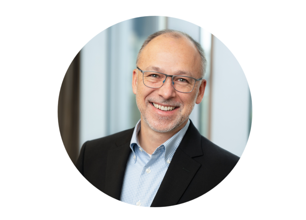 Headshot of Jens Trötzschel, Senior Business Development Director | Heraeus Medevio